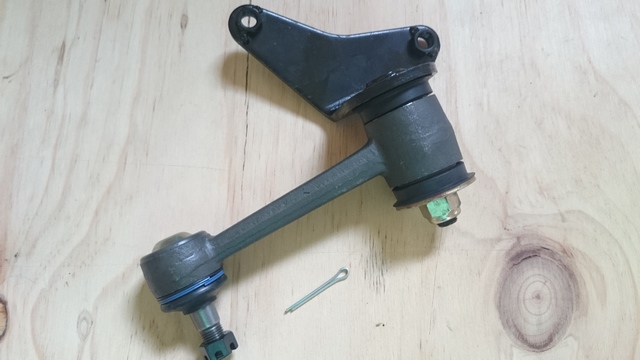 Idler Arm suitable for Toyota Corolla E70 series